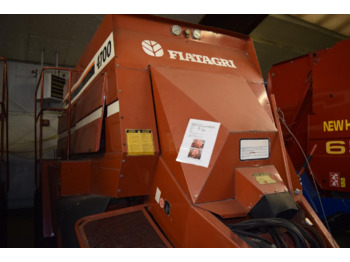 Fiat Hesston 4700 - مكبس البالات المستطيله