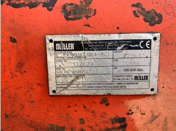 Miller Schnellwechsler Hydr. Bolzen 70-70mm  - وصلة الربط للمعدات المعلقة