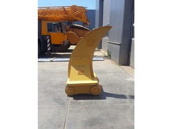 حراث تحت التربة Caterpillar Ripper fits 349D2L 50 Ton excavator