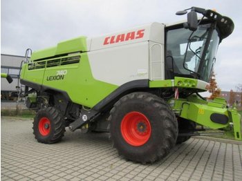 حصادة شاملة CLAAS LEXION 740: صور 1