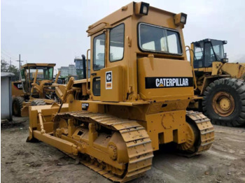 بلدوزر CATERPILLAR D6D