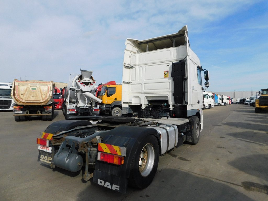 شاحنة جرار Daf Xf 105460 ft: صور 3