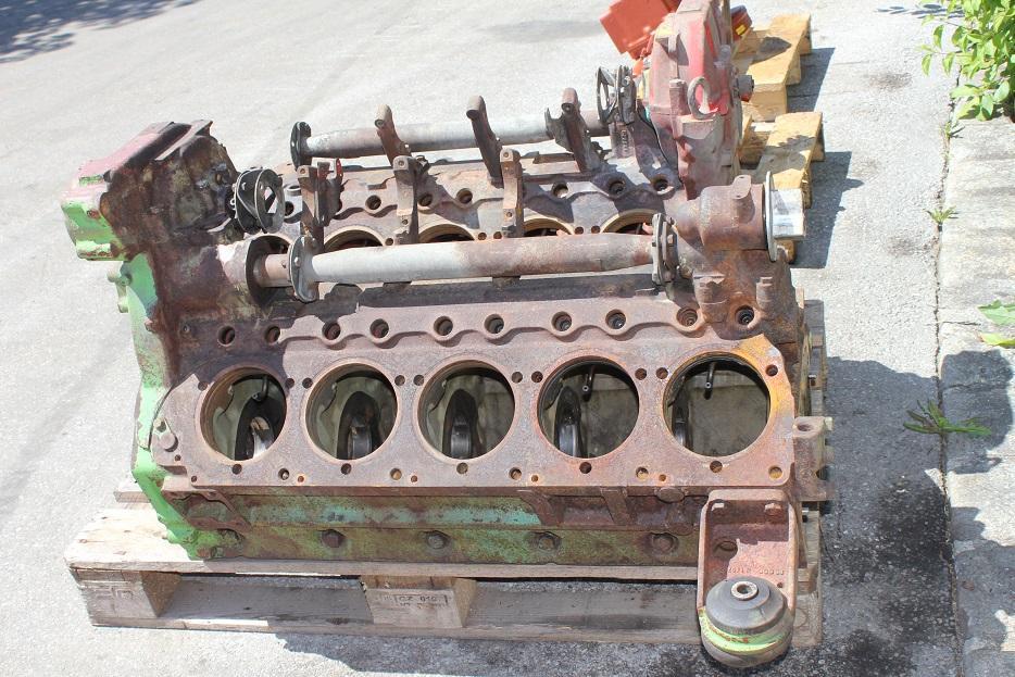 المحرك و قطع الغيار - آلات البناء Deutz F10L413: صور 3