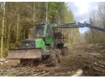 John Deere 1010E - شاحنات نقل الأخشاب في الغابات