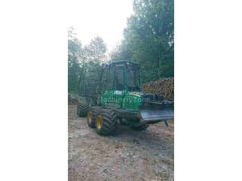 John Deere 810E - شاحنات نقل الأخشاب في الغابات