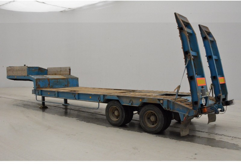 عربة مسطحة منخفضة نصف مقطورة Fruehauf Low bed trailer: صور 4