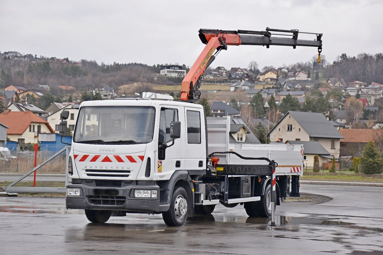 شاحنات مسطحة, شاحنة كرين IVECO Eurocargo 130E18: صور 2