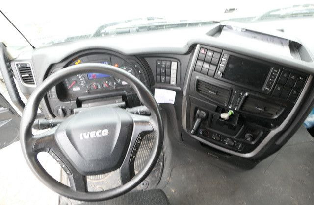 شاحنة جرار Iveco 460 Stralis 4x2, Kran HMF 1320K3, Hydr., Klima: صور 13