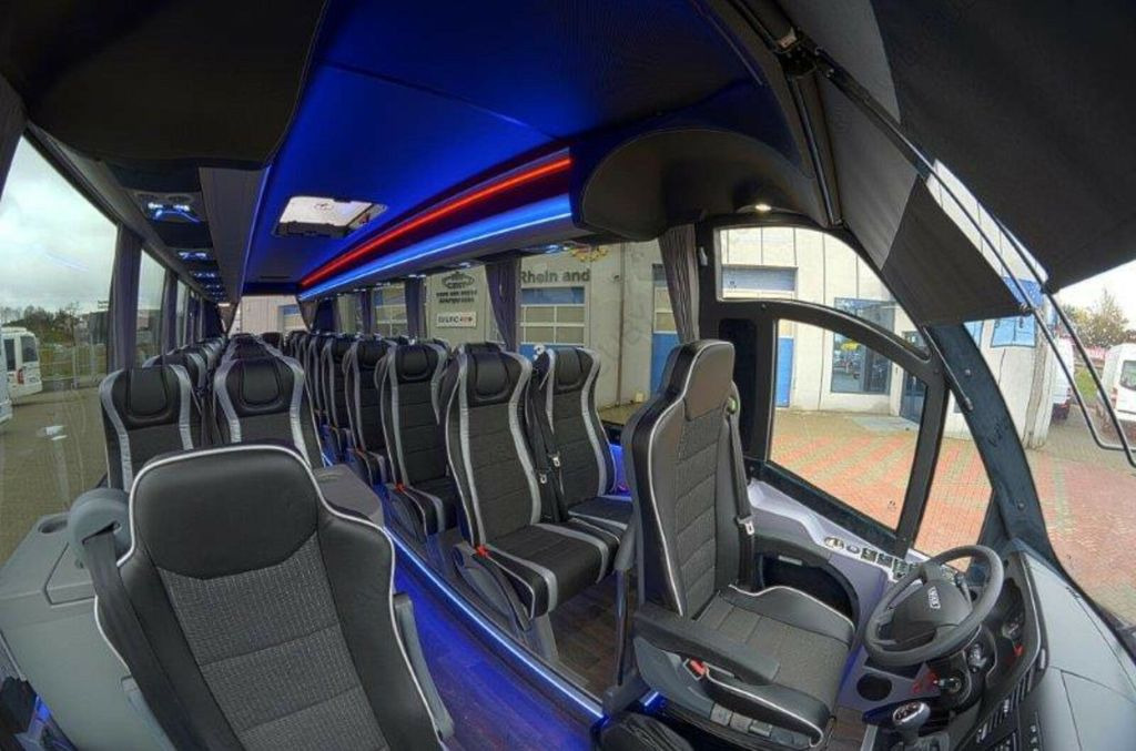 تأجير Iveco 70C Tourist-Line 7,2t  auf Lager  33 Sitze  Iveco 70C Tourist-Line 7,2t  auf Lager  33 Sitze: صور 13