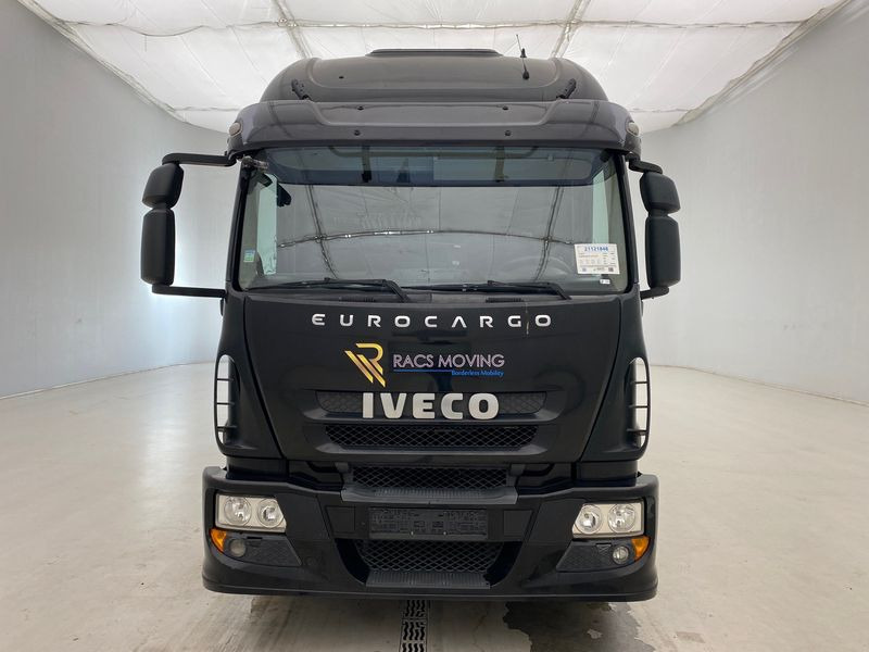 بصندوق مغلق شاحنة Iveco Eurocargo 140E28: صور 2