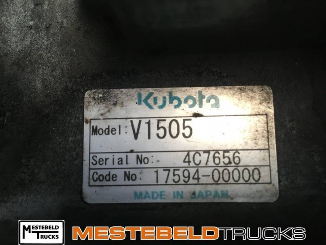 المحرك - شاحنة Kubota Motor V1505: صور 4