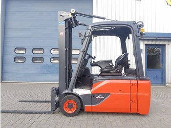 رافعة شوكية ثلاثية العجلات Linde E16L-02
