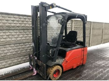 رافعة شوكية ثلاثية العجلات Linde E18L-01