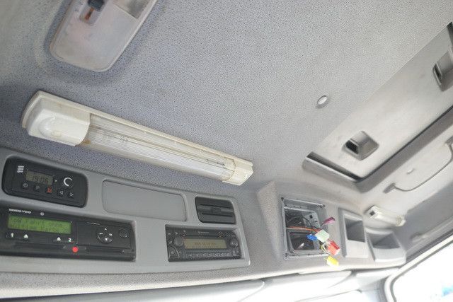 بصندوق مغلق شاحنة Mercedes-Benz 816 Atego, Kippbar, Hubmatik-Lift, AHK, Klima: صور 16