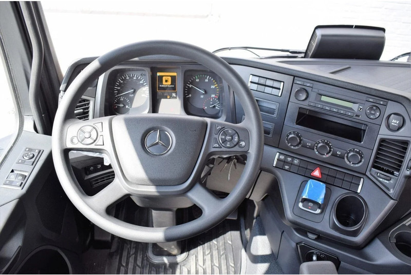 شاحنة جرار جديد Mercedes-Benz Actros 3340 S 6×4 Tractor Head (10 units): صور 9