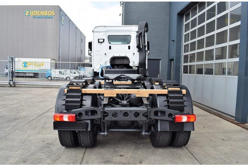 شاحنة جرار جديد Mercedes-Benz Actros 3340 S 6×4 Tractor Head (10 units): صور 4