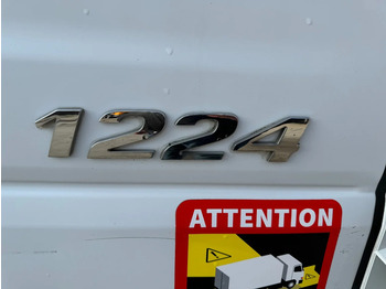 بصندوق مغلق شاحنة Mercedes-Benz Atego 1224 **BLUETEC 4-MANUAL GEARBOX**: صور 4