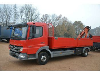 الشاحنات الصغيرة المسطحة Mercedes-Benz Atego 818 m.Atlas Kran