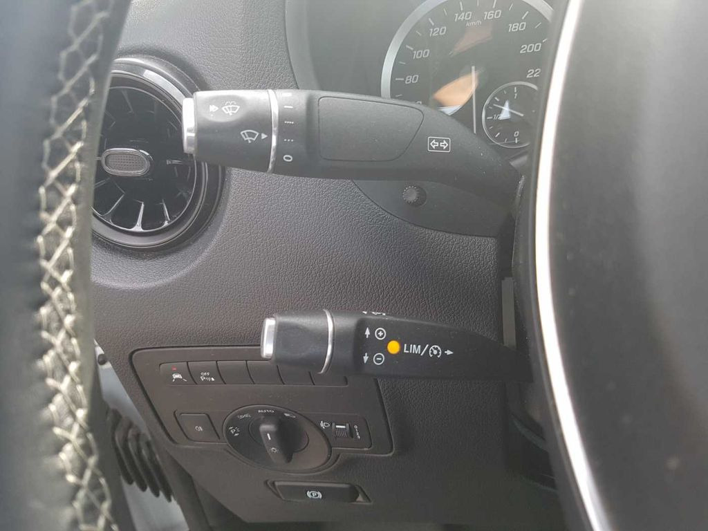 فان المدمجة Mercedes-Benz Vito 119 CDI 3200 9G Klima Kamera SHZ Tempomat: صور 11