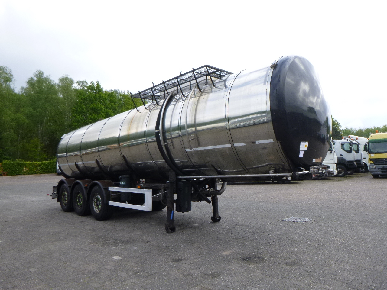 نصف مقطورة صهريج لنقل القار Metalovouga Bitumen tank inox 32 m3 / 1 comp + pump: صور 2