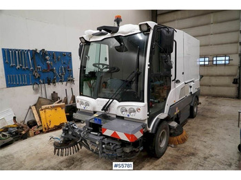 Dulevo 3000T - سياره كنس شوارع