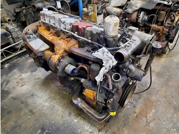 المحرك - شاحنة Renault 6 CILINDER: صور 3