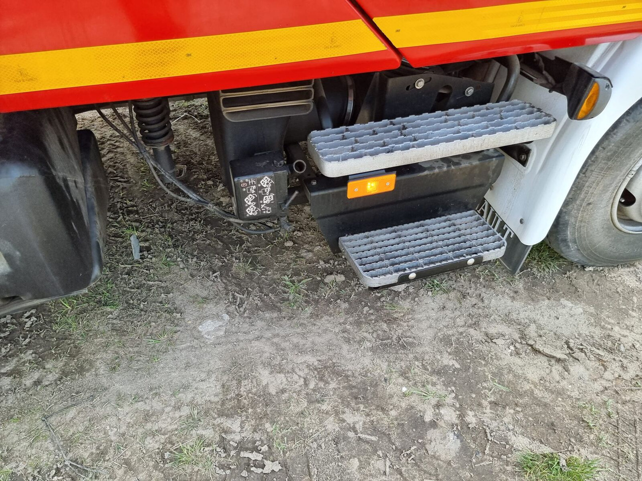 المطافئ Renault Midlum 210 dci Fire Truck - 2000l water + 170l foam: صور 31