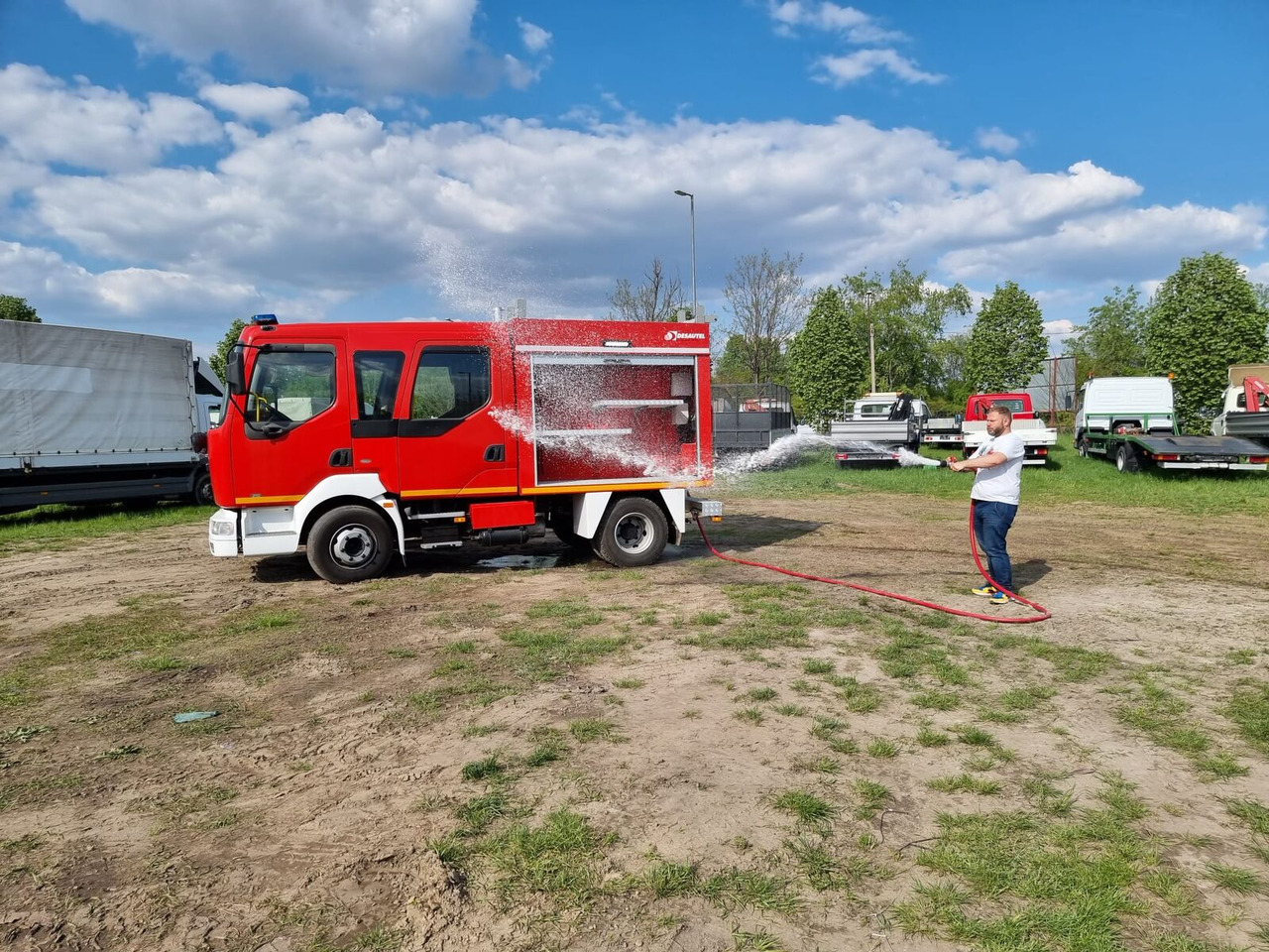 المطافئ Renault Midlum 210 dci Fire Truck - 2000l water + 170l foam: صور 11