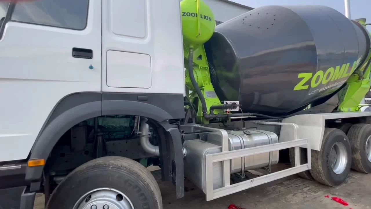 شاحنة خلاطة خرسانة SINOTRUK HOWO 6x4 drive 10 wheels transit mixer cement truck: صور 2