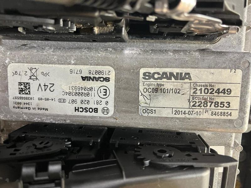 المحرك - شاحنة Scania OC09 102 L01 EURO 6 340 HP GAS ENGINE: صور 7