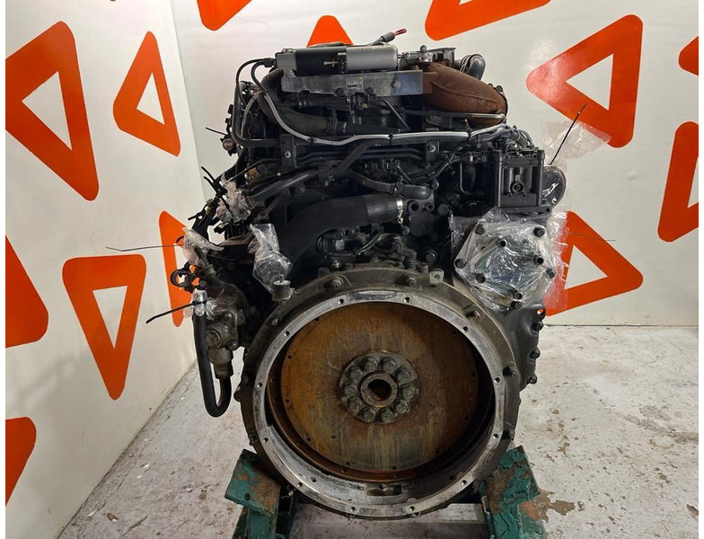 المحرك - شاحنة Scania OC09 102 L01 EURO 6 340 HP GAS ENGINE: صور 2