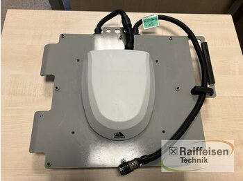 Valtra Guide Submeter (Novatel) Anten - الكابينة والداخلية