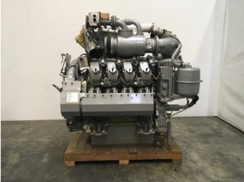 MTU 8v4000 - المحرك