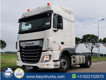 شاحنة جرار DAF XF 460