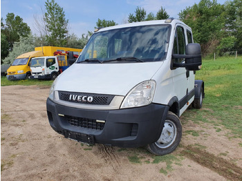 شاحنة جرار IVECO Daily 50C17