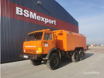 KAMAZ 4310 - بصندوق مغلق شاحنة
