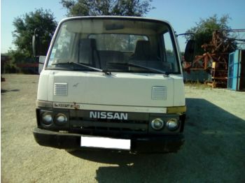 NISSAN Cabstar left hand drive Atlas 3.5 diesel - شاحنات مسطحة