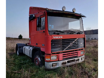 VOLVO  - شاحنة جرار: صور 1