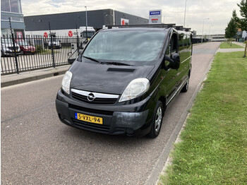 فان المدمجة OPEL Vivaro