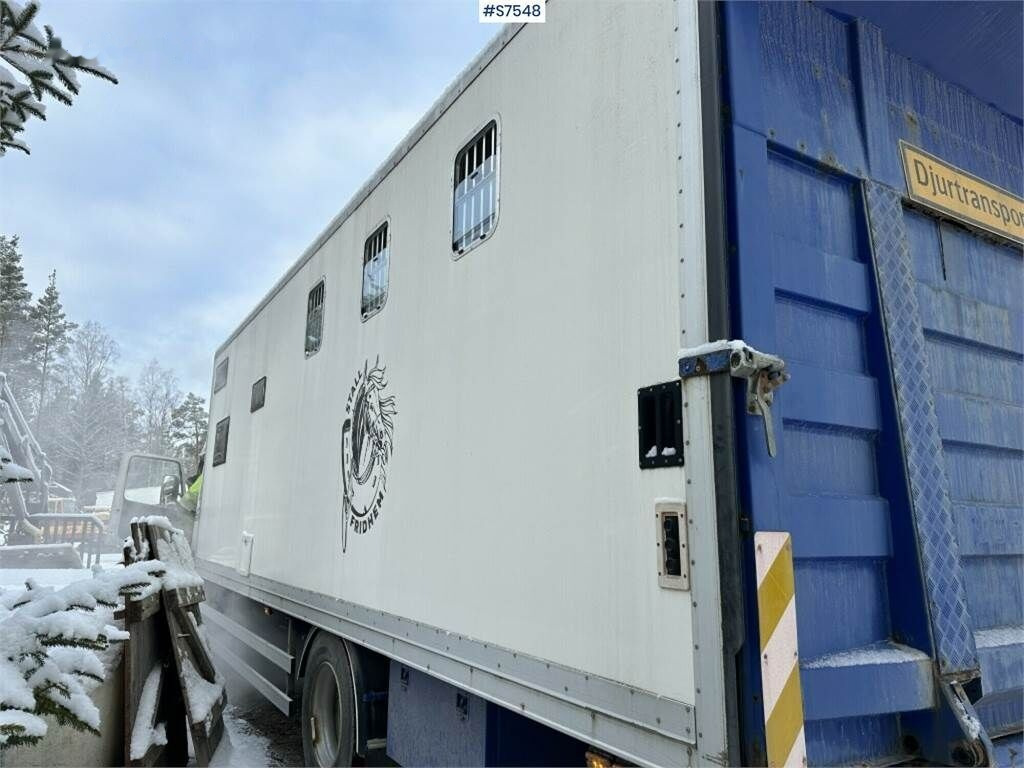 شاحنة نقل المواشي شاحنة Volvo FM7: صور 28