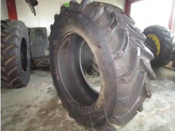 الإطارات Vredestein 620/70R42