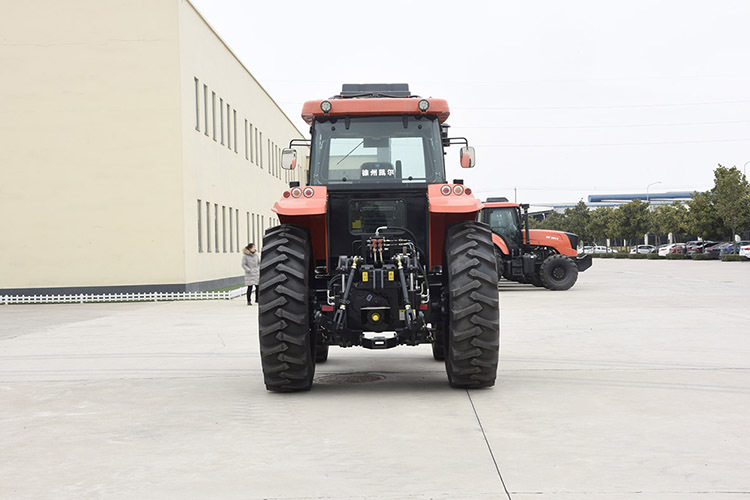 جرار جديد XCMG Factory KAT1204 Farm Tractor 4x4 Agriculture Machinery Tractors for Sale Price: صور 4