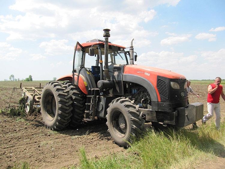 جرار جديد XCMG Factory KAT1204 Farm Tractor 4x4 Agriculture Machinery Tractors for Sale Price: صور 6