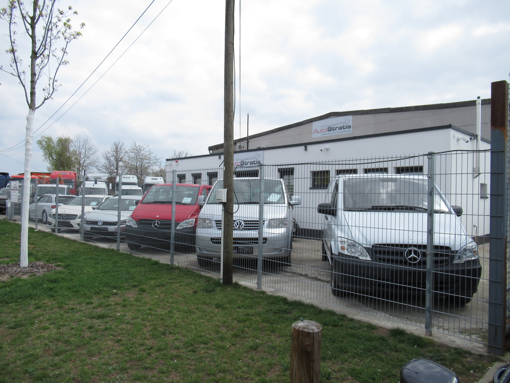 AutoStratis - الشاحنات الصغيرة - 4x2, علبة السرعة: علبة التروس اليدوية undefined: صور 4