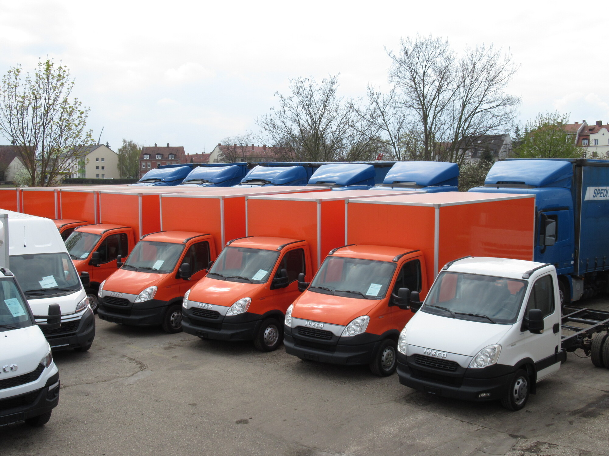 AutoStratis - الشاحنات الصغيرة - 4x2, علبة السرعة: علبة التروس اليدوية undefined: صور 2