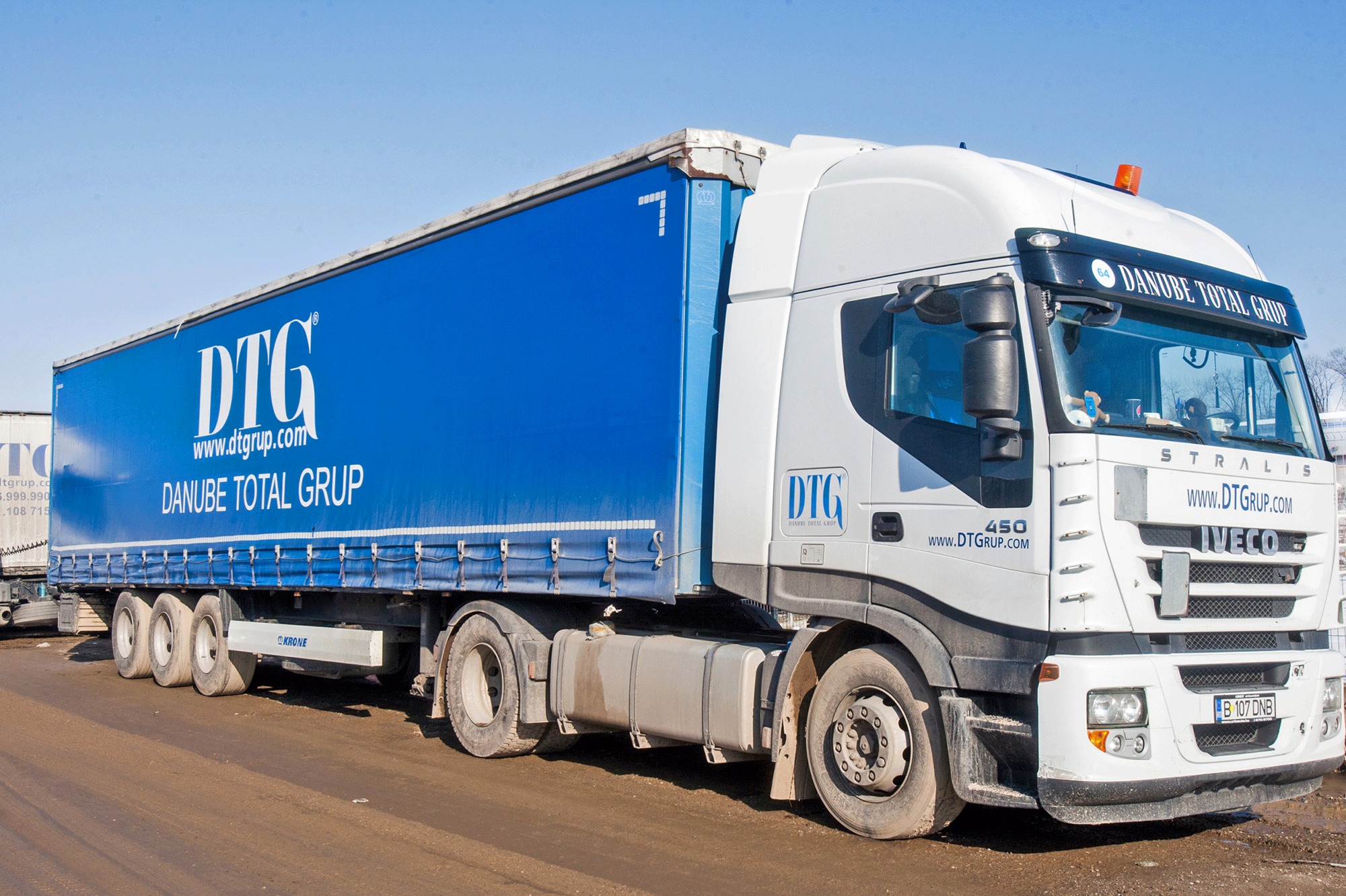 TERRA GAZ CONSTRUCT SRL - شاحنة undefined: صور 1