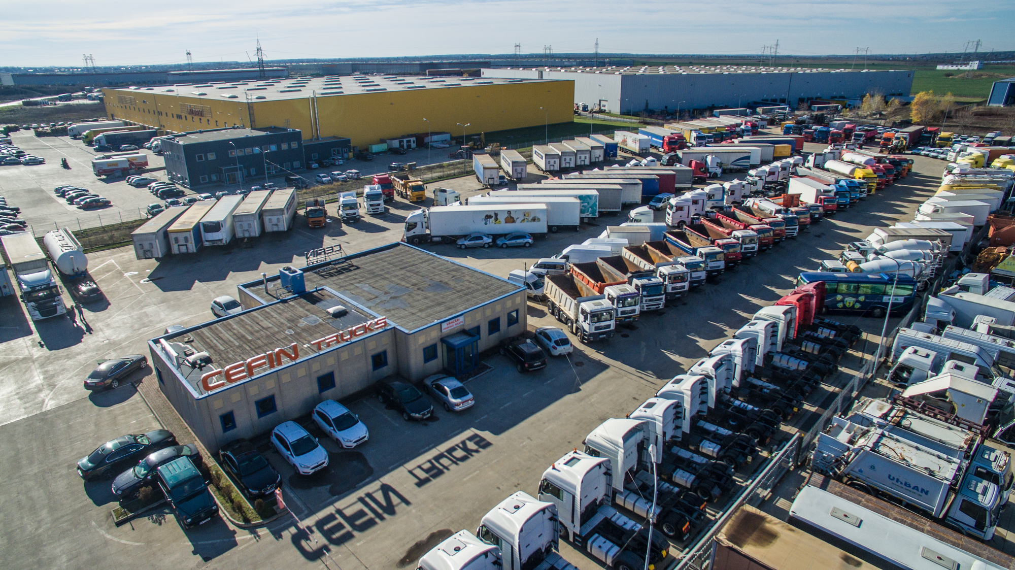 AIC TRUCKS SA - نصف مقطورة GRAY & ADAMS undefined: صور 1