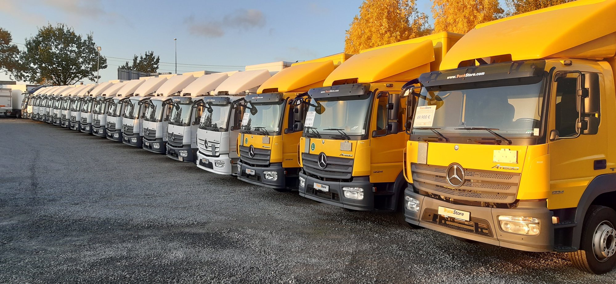 TruckStore Brussels - شاحنة جرار DAF - 4x2 undefined: صور 1