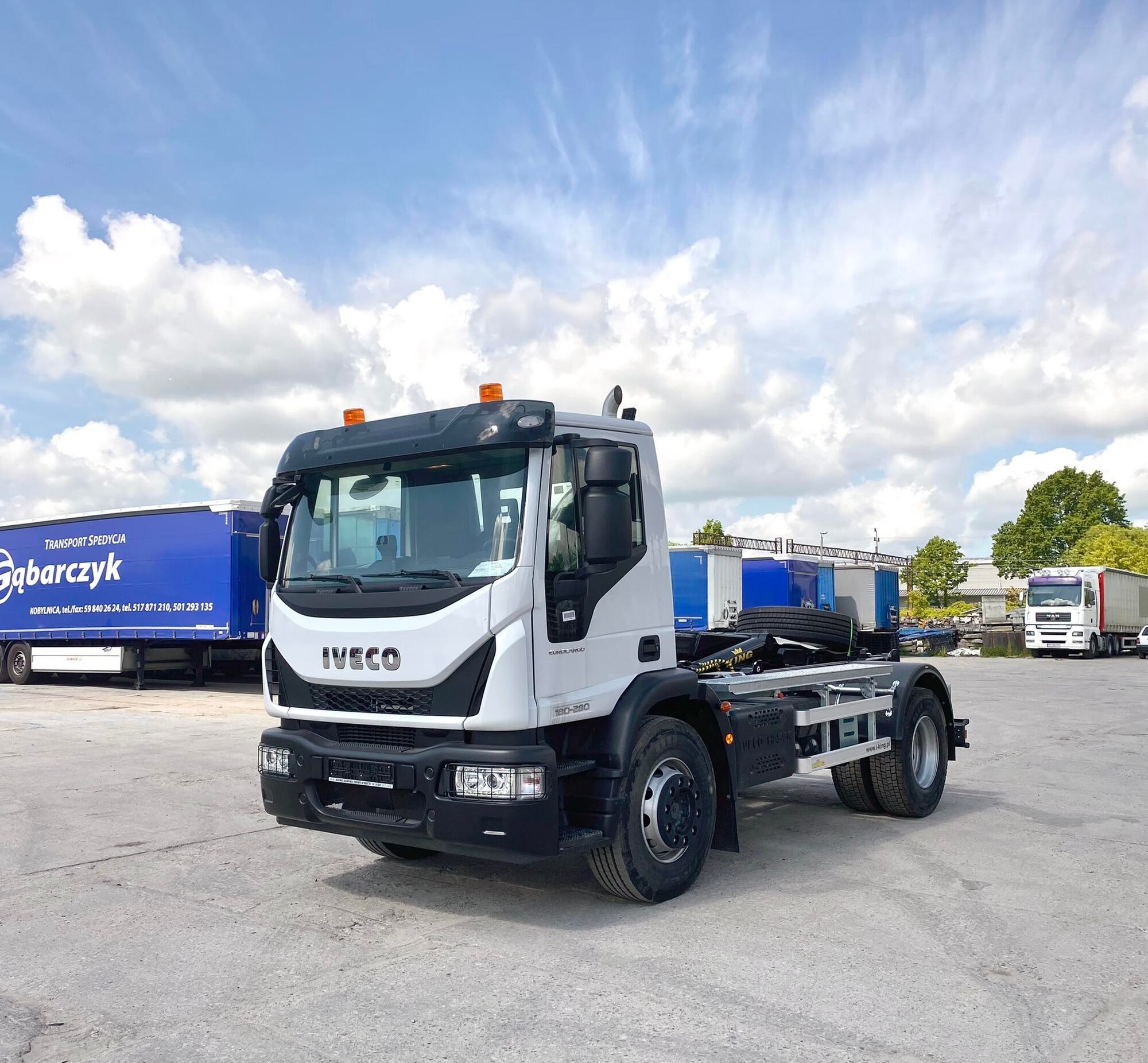 KING Vehicle Body Builder - سيارة بلدية - سنة: 2023, جديدة, علبة السرعة: علبة التروس اليدوية undefined: صور 3