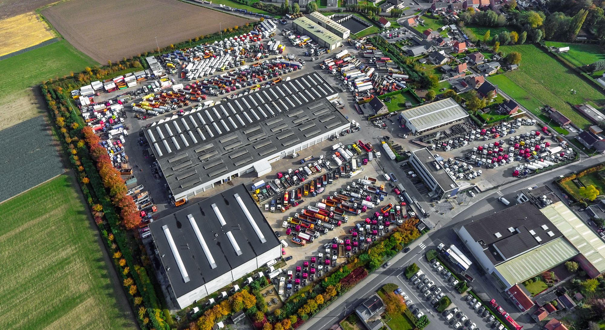 Braem N.V. - قطع الغيار MERCEDES-BENZ - سنة: 2004 undefined: صور 1